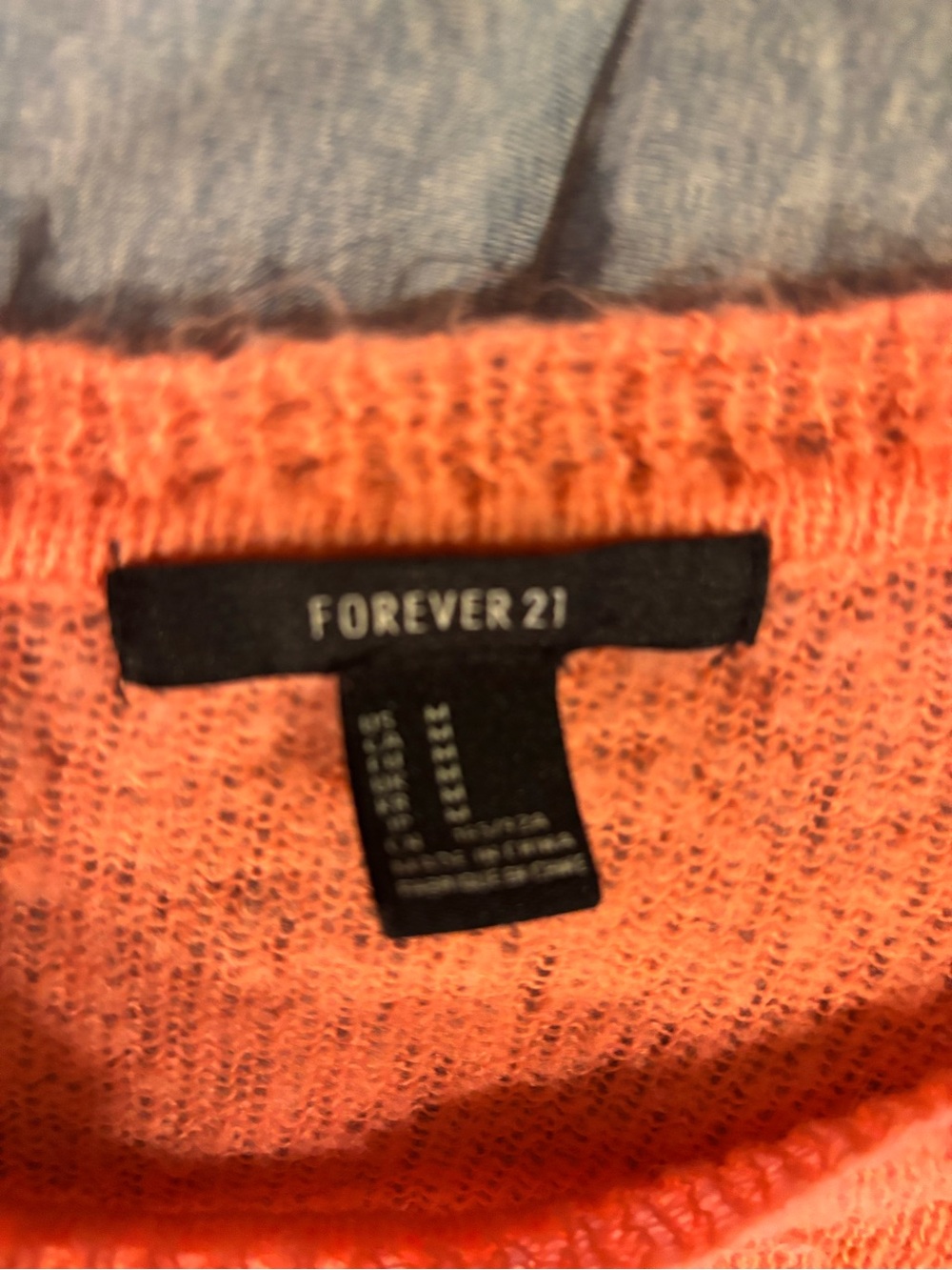 Saumon Heart Pattern Crewneck Sweater - Picture 2 of 2